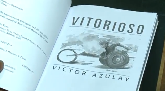 livro O vitorioso de Victor Azulay